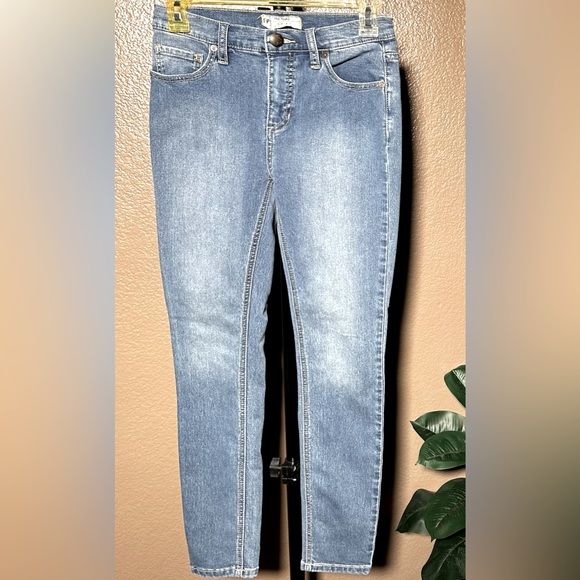 Free People Denim - Free People womans Jeans skinny
